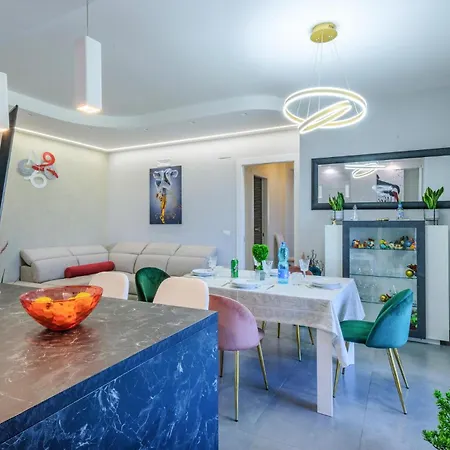 Cozy In Lido Appartement